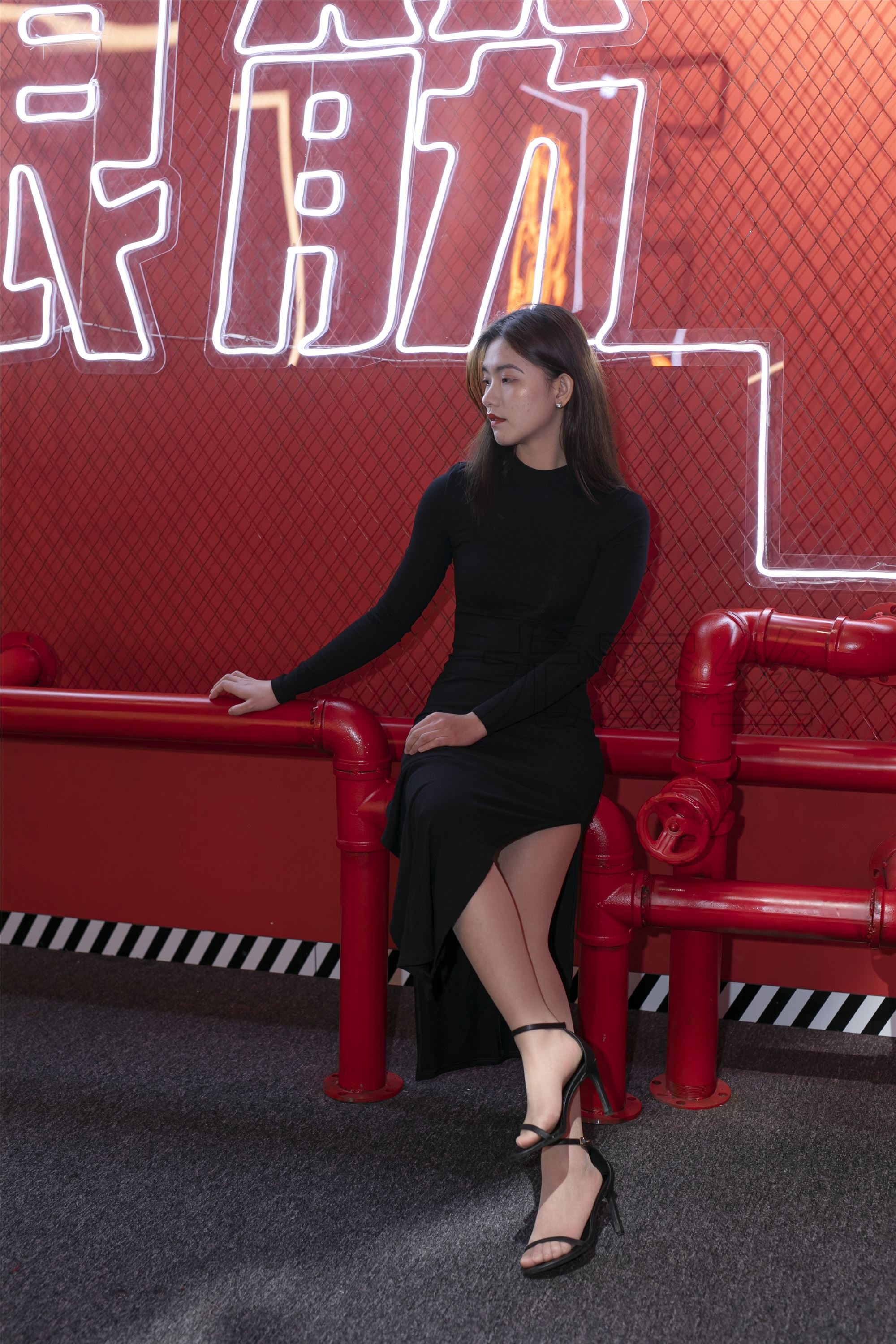 尤蜜丝 穿搭写真 NO.040